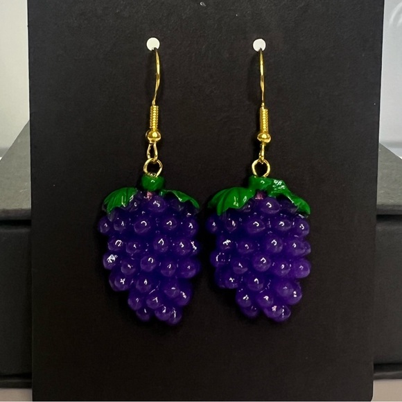 Beyond Grateful Jewelry - “Gone Grapes” 🍇 Drop FishHook Earrings with Green Leaf Accent
